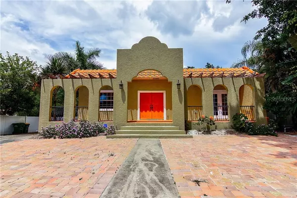 1521 SIESTA DR,  Sarasota,  FL 34239