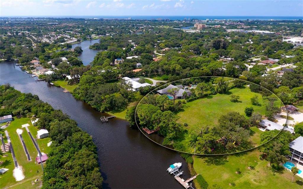 4915 RIVERWOOD AVE, Sarasota, FL 34231