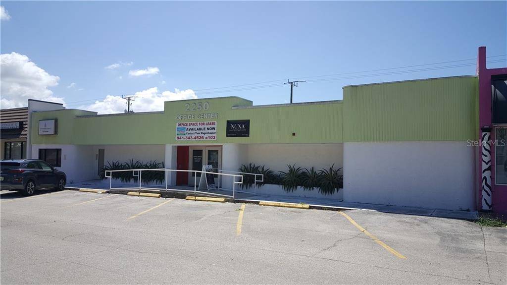 2250 GULF GATE DR, Sarasota, FL 34231