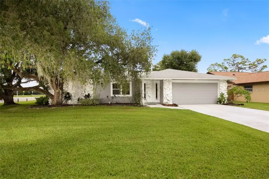 743 TUXFORD DR, Sarasota, FL 34232