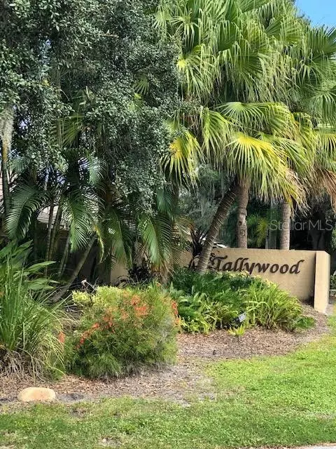 Sarasota, FL 34237,3400 TALLYWOOD CIR #7015