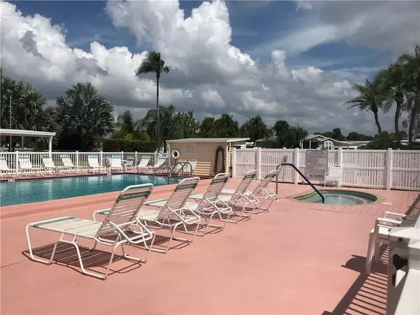 Sarasota, FL 34238,2148 GONDOLA DR