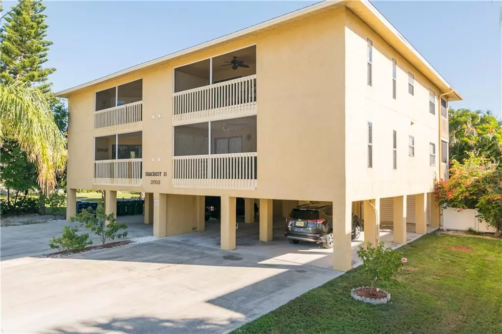 Holmes Beach, FL 34217,3703 5TH AVE #2