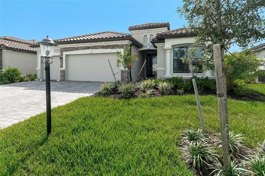 Lakewood Ranch, FL 34211,18107 POLO TRL