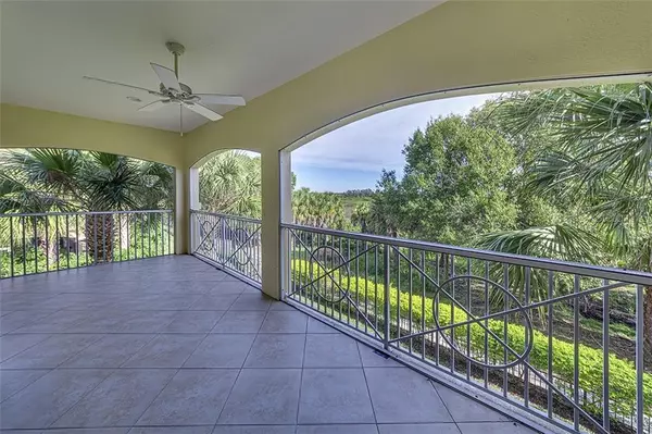 Bradenton, FL 34212,927 RIVER BASIN CT #201C