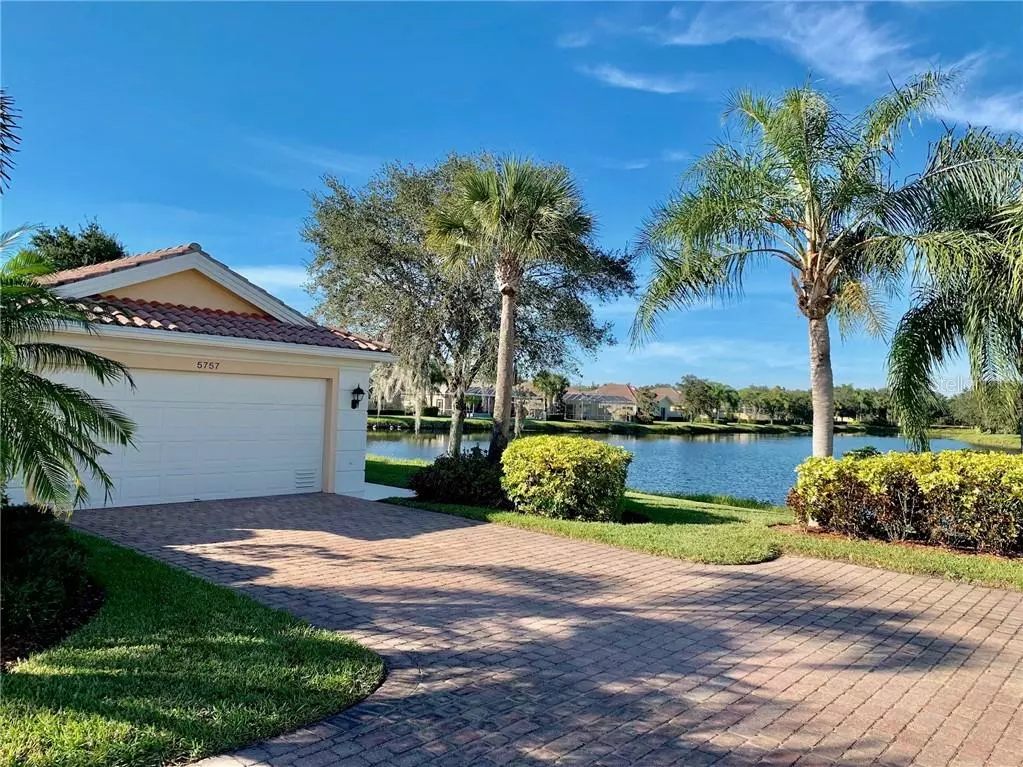 Sarasota, FL 34238,5757 HELICON PL