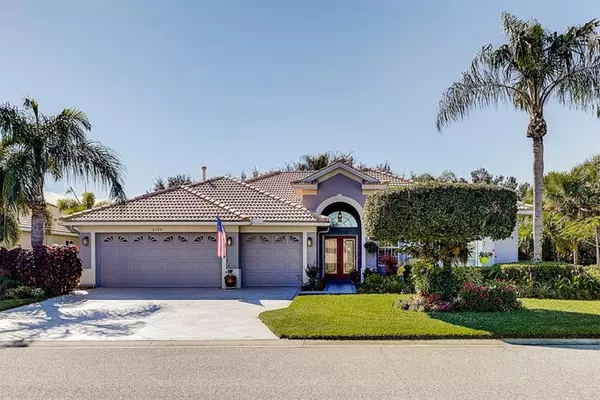 6104 PALOMINO CIR, University Park, FL 34201