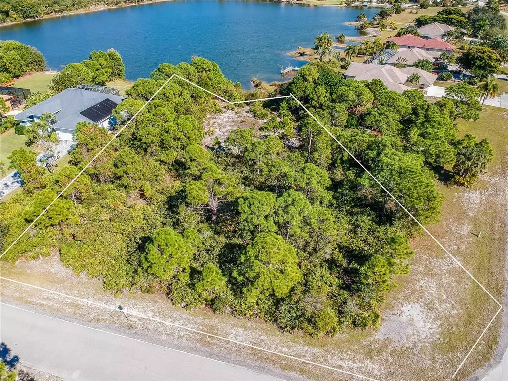 Saint James City, FL 33956,9400 TREASURE LAKE CT