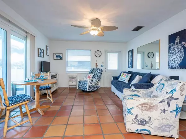 Anna Maria, FL 34216,870 N SHORE DR #A