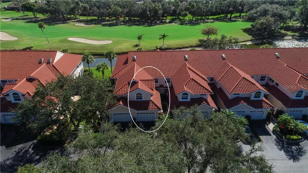 Sarasota, FL 34243,5580 GOLF POINTE DR #5580