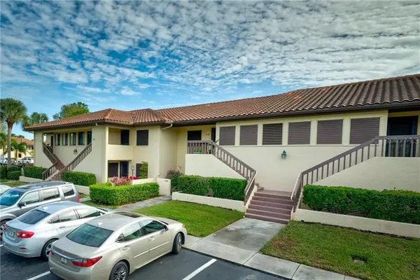 Sarasota, FL 34235,5178 VILLAGE LAKE DR #86