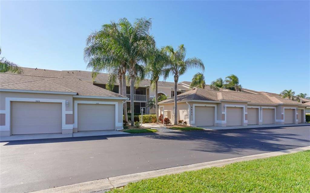 9631 CASTLE POINT DR #1123, Sarasota, FL 34238