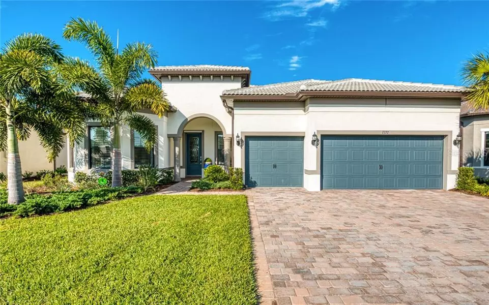 7777 GRANDE SHORES DR, Sarasota, FL 34240