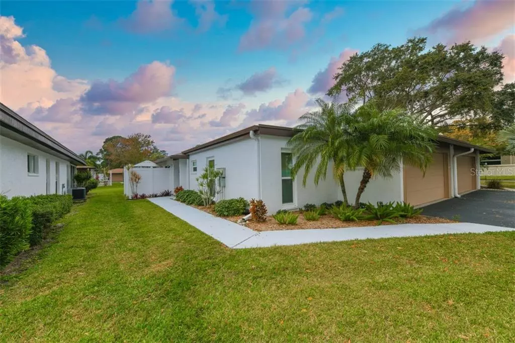 Sarasota, FL 34231,3506 AUBURN CT #230