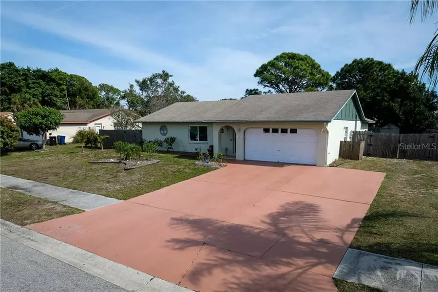 7317 ALDERWOOD DR, Sarasota, FL 34243