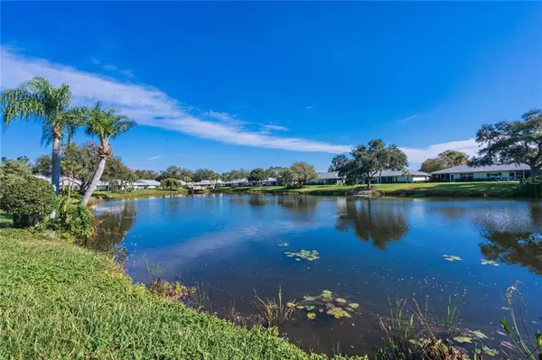 Sarasota, FL 34233,4136 BOWLING GREEN CIR #23