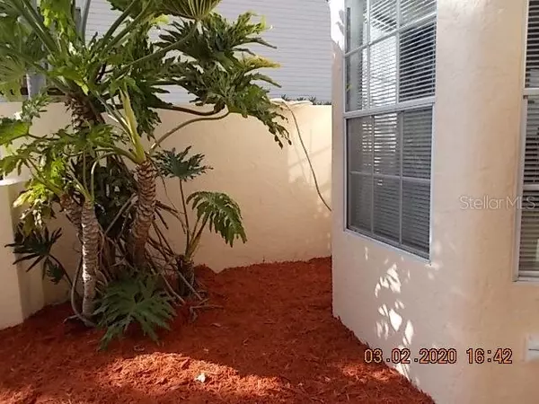 Sarasota, FL 34243,7525 PRESERVES CT