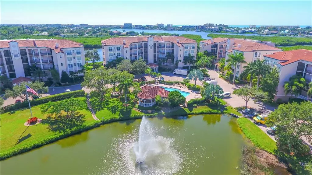 Sarasota, FL 34231,5440 EAGLES POINT CIR #205