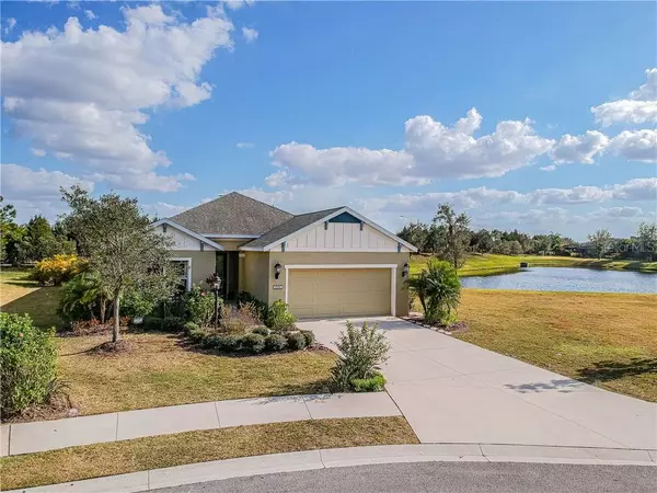 12092 LONGVIEW LAKE CIR, Bradenton, FL 34211