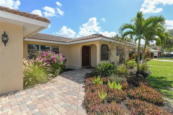 137 DA VINCI DR, Nokomis, FL 34275