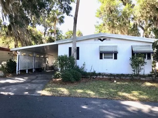 Eustis, FL 32726,184 PALM MEADOWS DR