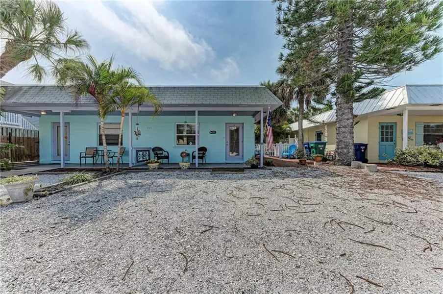 205 71ST ST #A, Holmes Beach, FL 34217