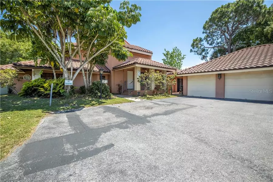 3013 CLARK RD #1, Sarasota, FL 34231