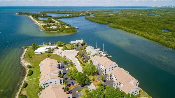 Ruskin, FL 33570,811 BAHIA DEL SOL DR #A