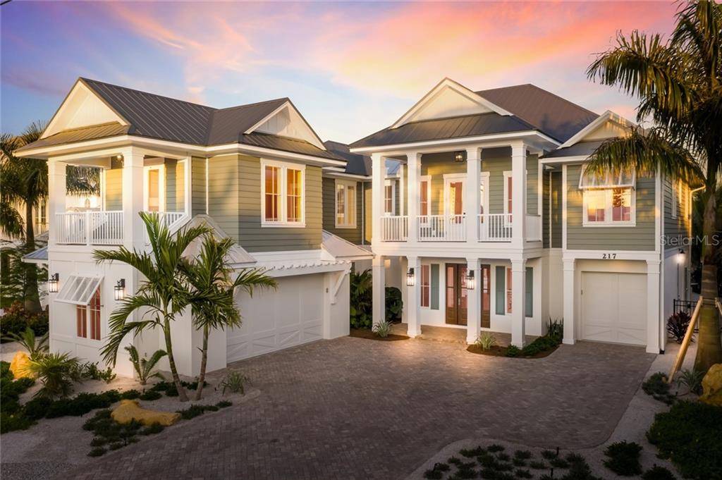 217 WILLOW AVE, Anna Maria, FL 34216