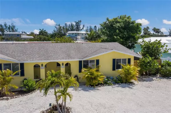 Anna Maria, FL 34216,596 N SHORE DR