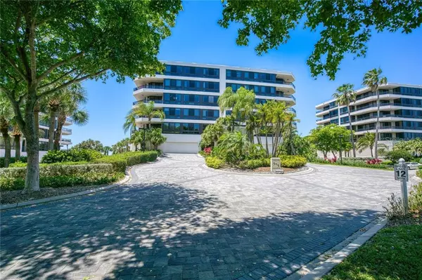 Longboat Key, FL 34228,575 SANCTUARY DR #A303