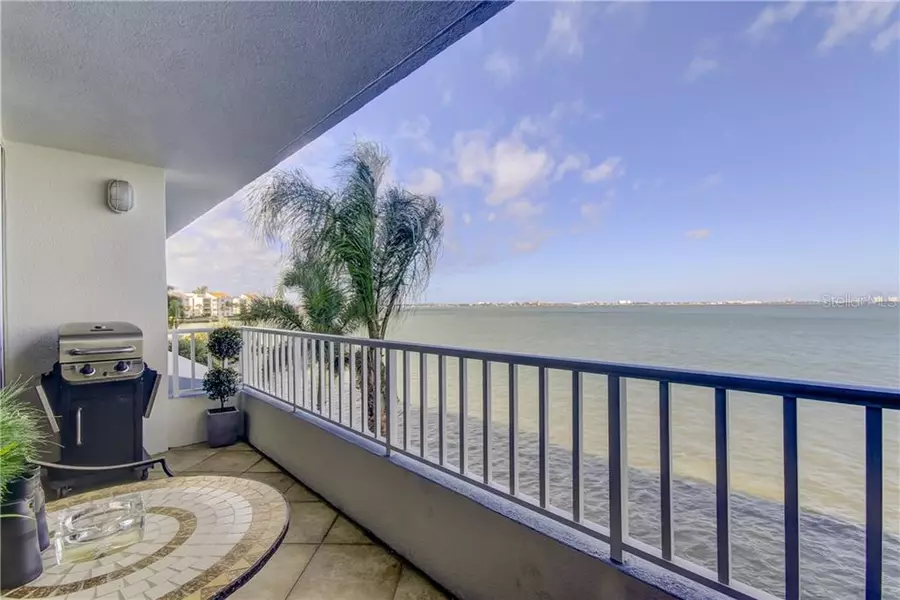 5279 ISLA KEY BLVD S #215, St Petersburg, FL 33715