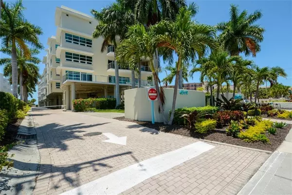 6512 MIDNIGHT PASS RD #407, Sarasota, FL 34242