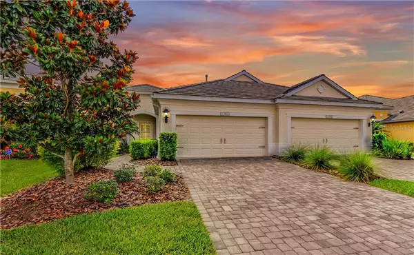 1954 CRYSTAL LAKE TRL, Bradenton, FL 34211