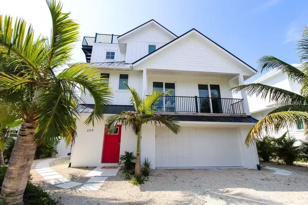 Holmes Beach, FL 34217,204 77TH ST