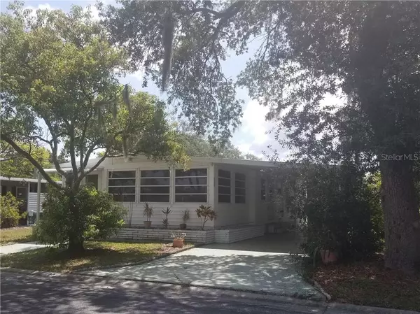 Sarasota, FL 34237,133 OAKWOOD LN