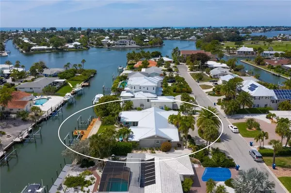 626 DUNDEE LN, Holmes Beach, FL 34217