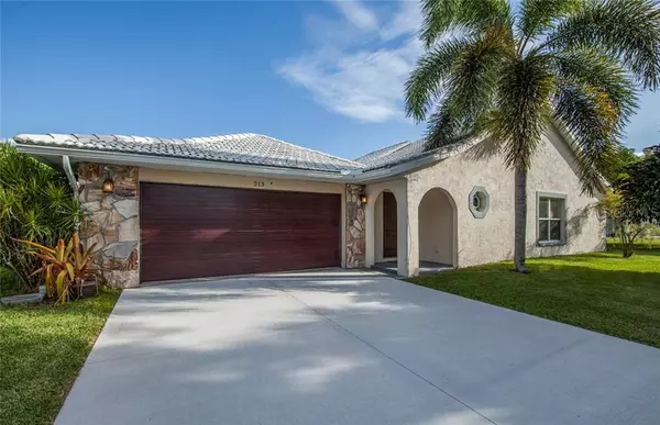 213 LYCHEE RD, Nokomis, FL 34275