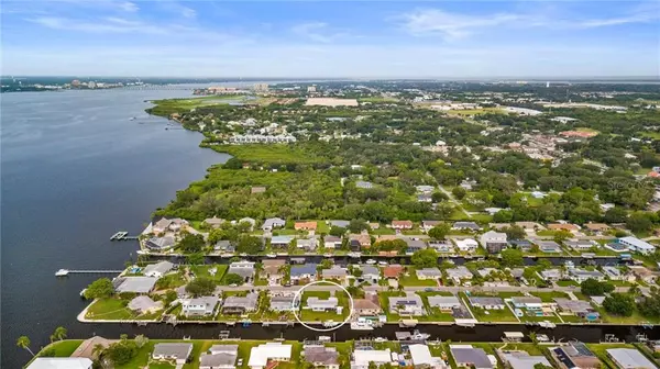 Ellenton, FL 34222,624 POINSETTIA AVE