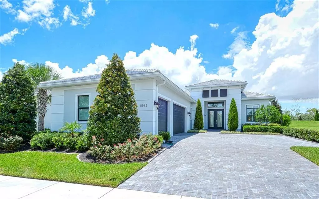 Sarasota, FL 34240,8941 BERNINI PL