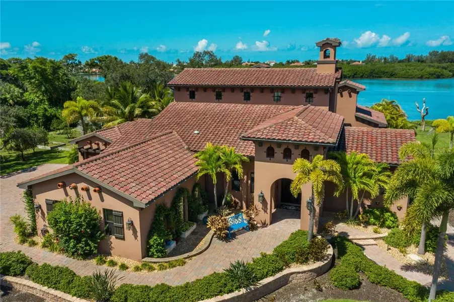 4925 TOPSAIL DR, Nokomis, FL 34275