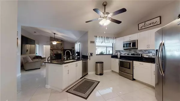 Sarasota, FL 34232,2575 GREEN OAK CT