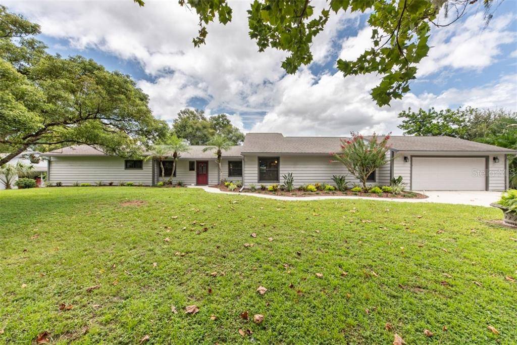 9119 64TH AVE E, Bradenton, FL 34202