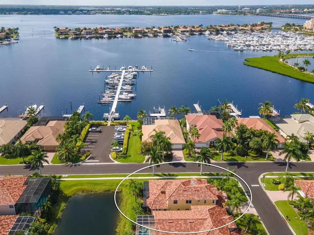 Palmetto, FL 34221,302 9TH AVE E