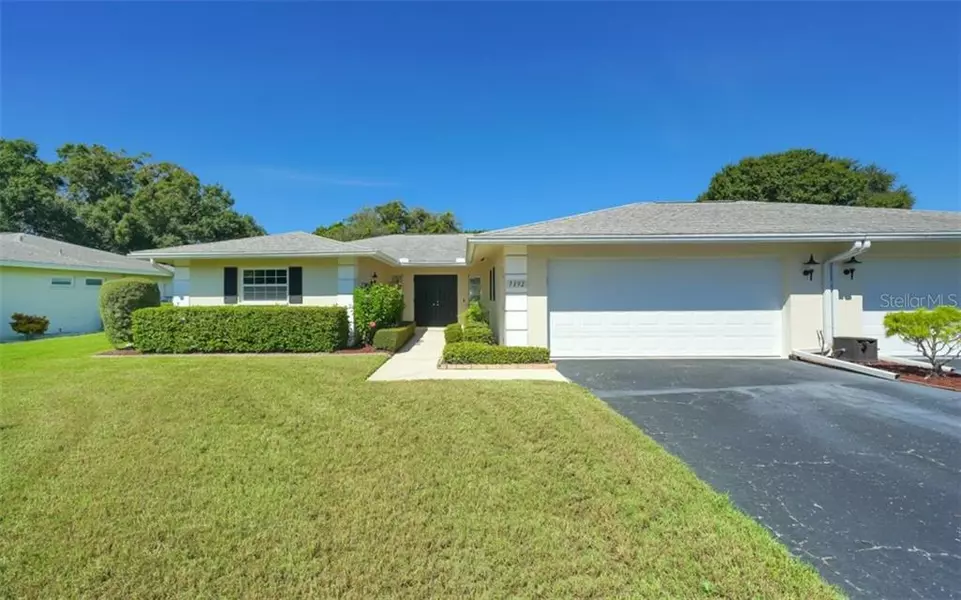 7192 W COUNTRY CLUB DR N, Sarasota, FL 34243