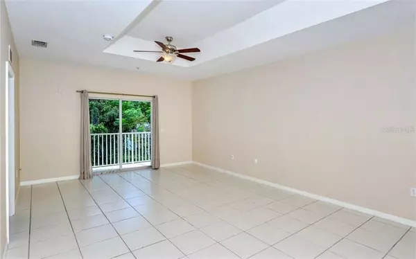 Sarasota, FL 34233,3925 MEDITERRANEA CIR #223