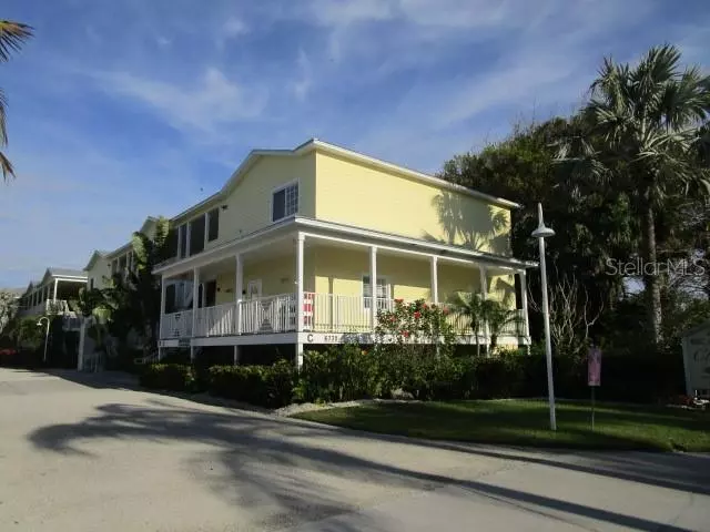 Sarasota, FL 34242,6732 SARASEA CIR #202C