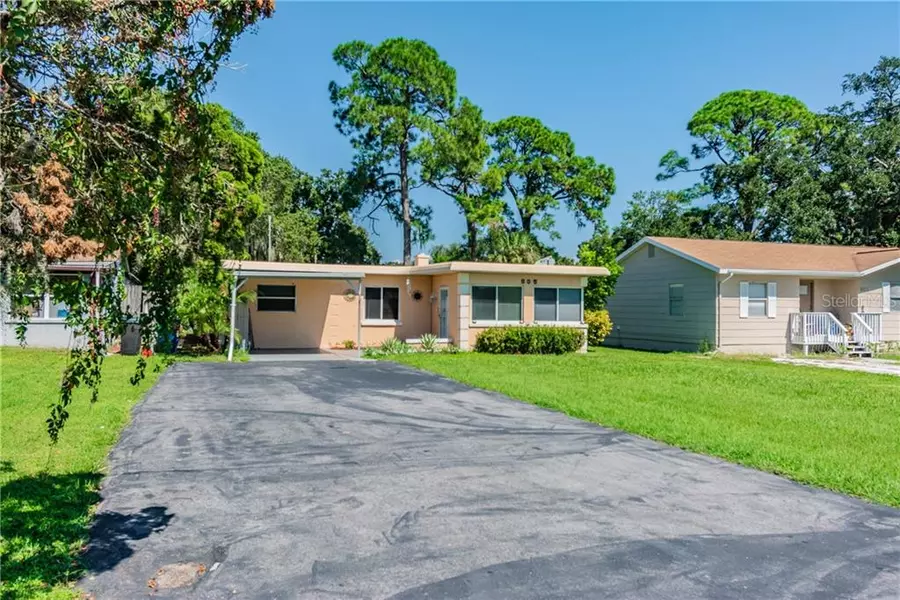 905 69TH AVE W, Bradenton, FL 34207