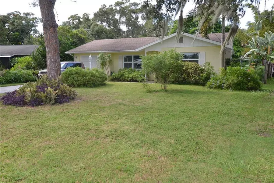 4587 PARNELL DR, Sarasota, FL 34232