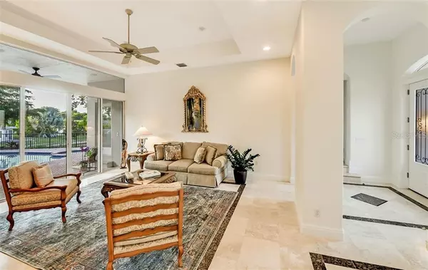 Longboat Key, FL 34228,501 CUTTER LN